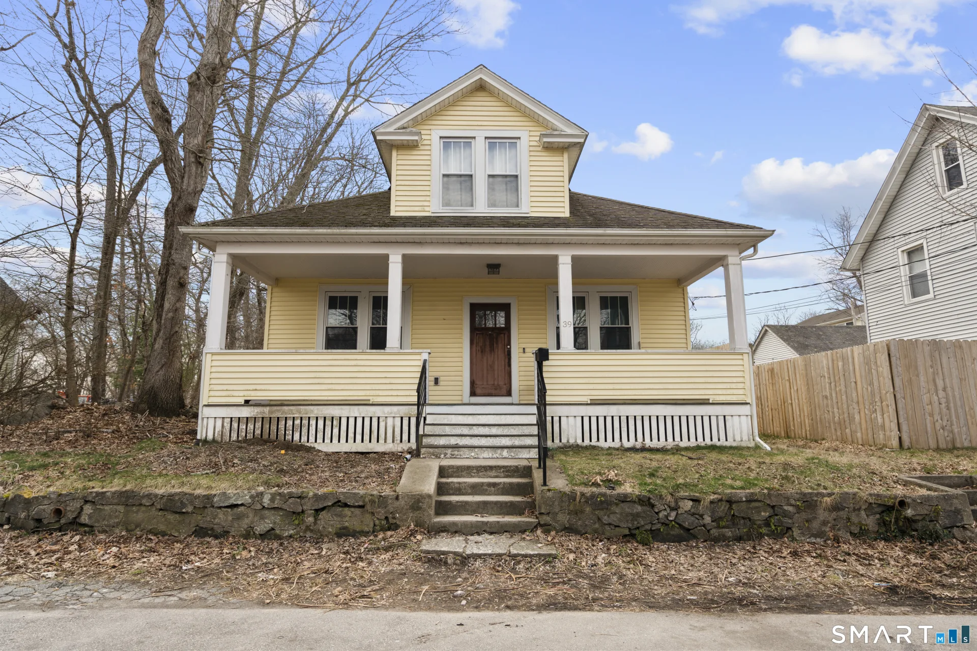 39 Oakridge Street, Norwich, CT