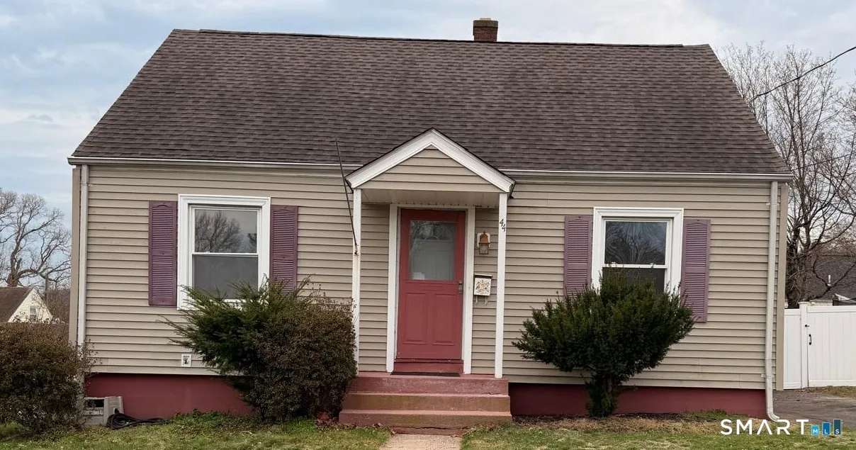 44 Lynmoor Place, Hamden, CT