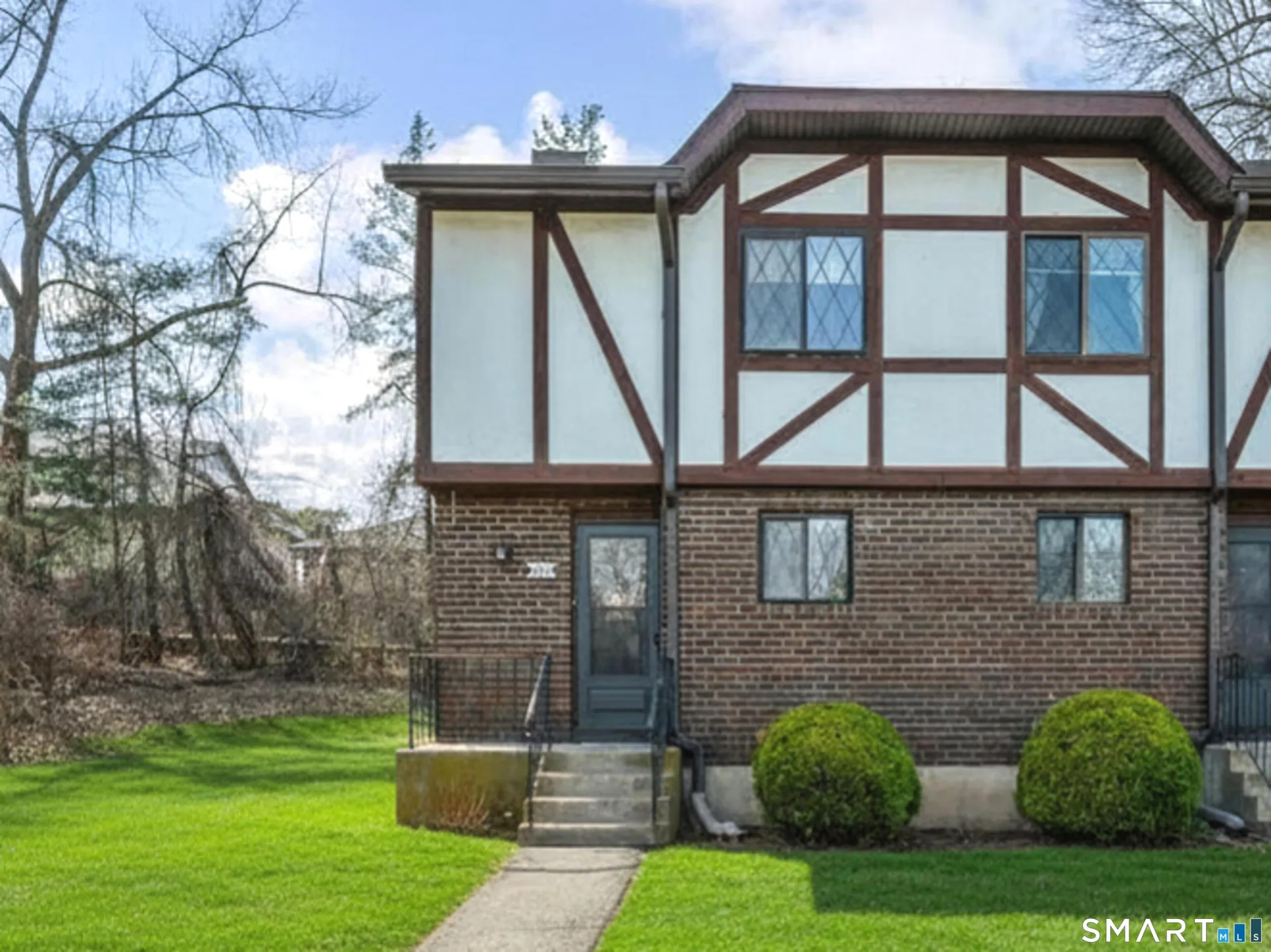 301 Cedar Hollow Drive #301, Rocky Hill, CT