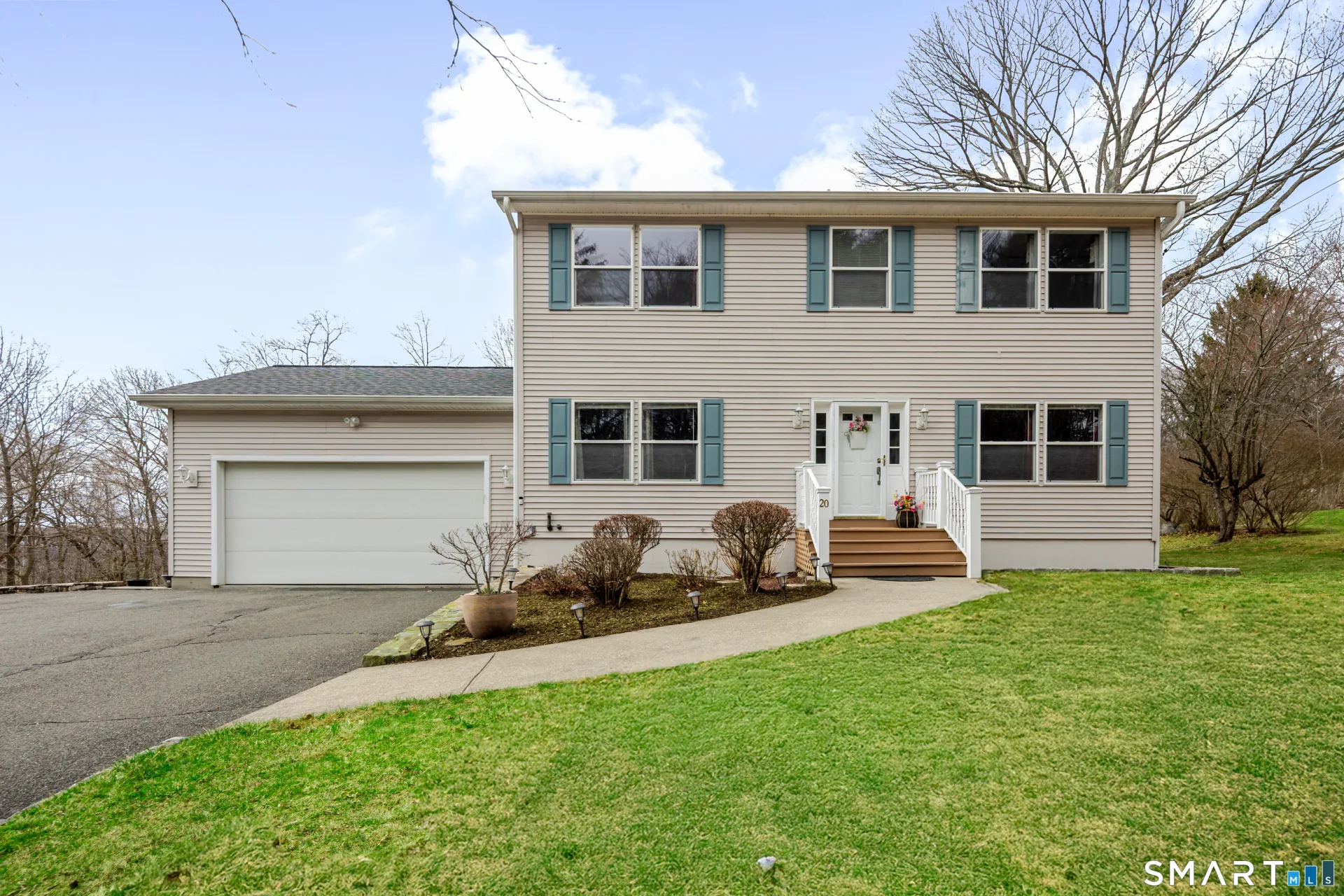 20 Driftway Road, Danbury, CT