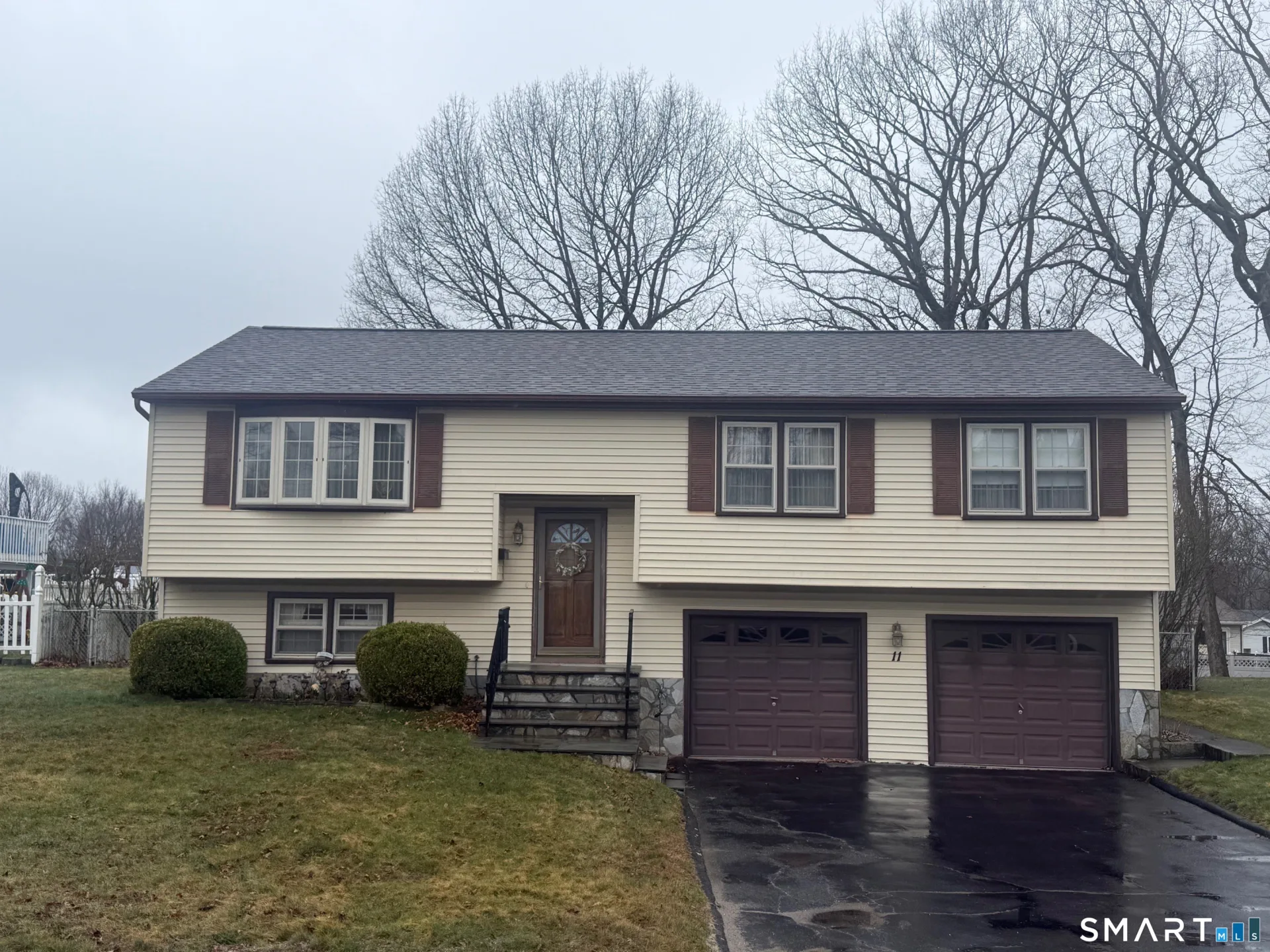 11 Woodmere Road, Waterbury, CT