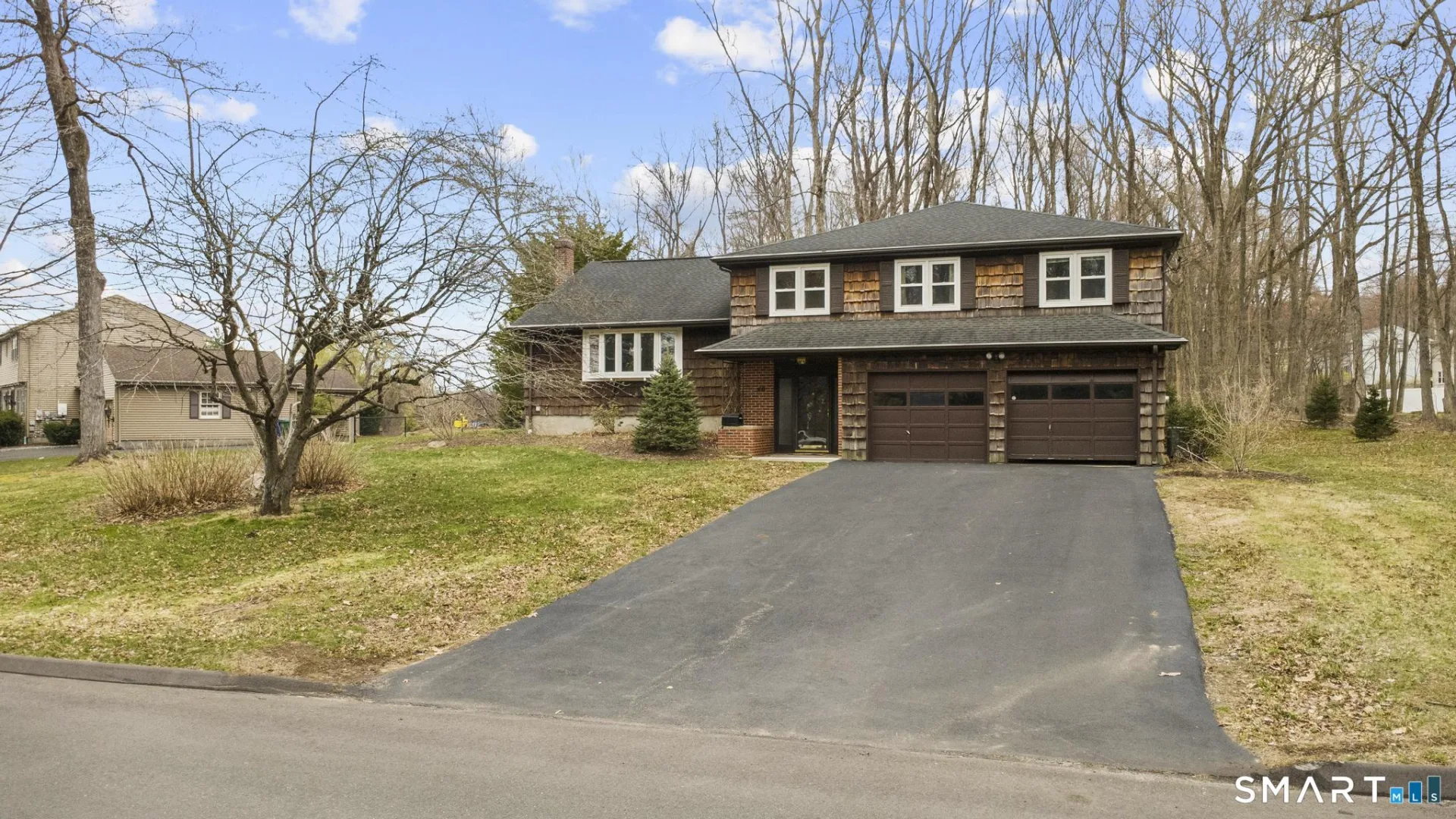 46 Burnwood Drive, Bloomfield, CT