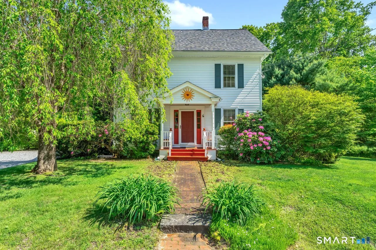 6 Jagger Lane, Chester, CT