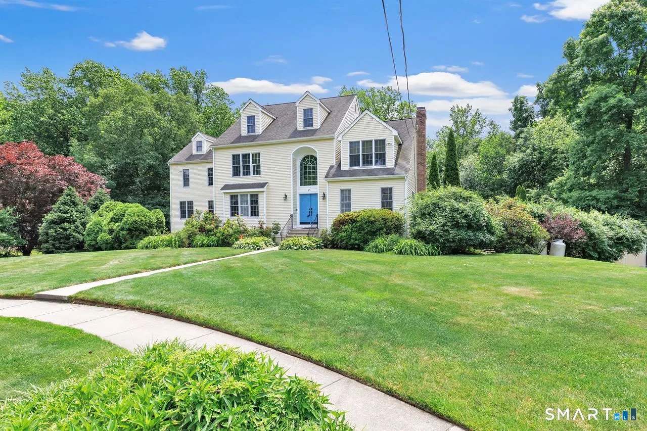 65 Arrowwood Place, Stratford, CT