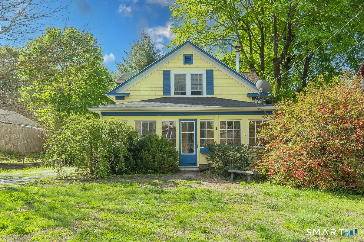 28 Reservoir Street, Bethel, CT