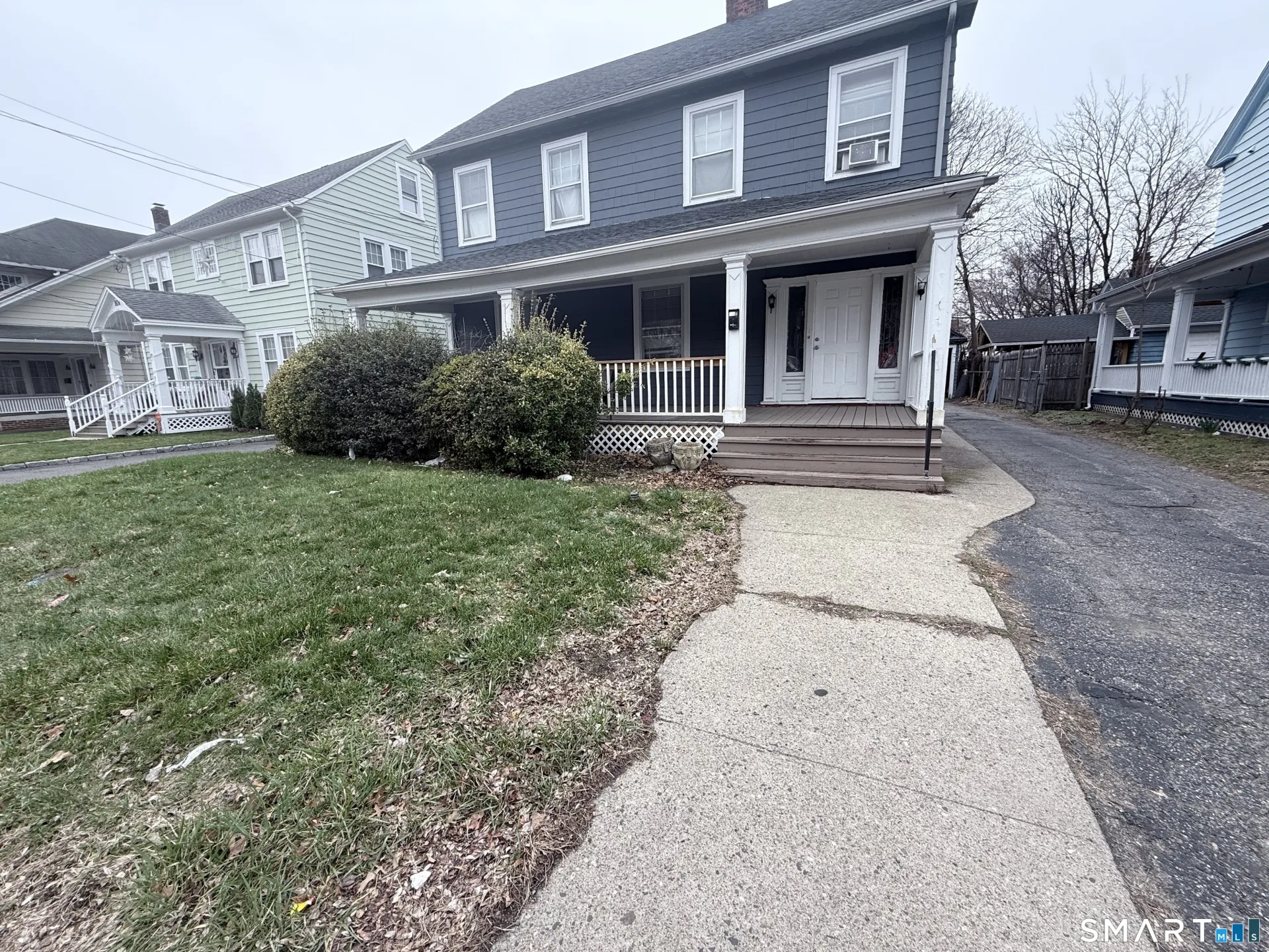 111 Elmwood Place, Bridgeport, CT