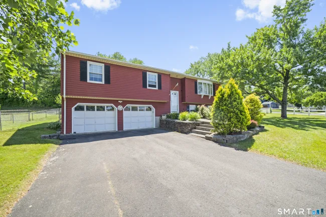 55 Hacienda Circle
