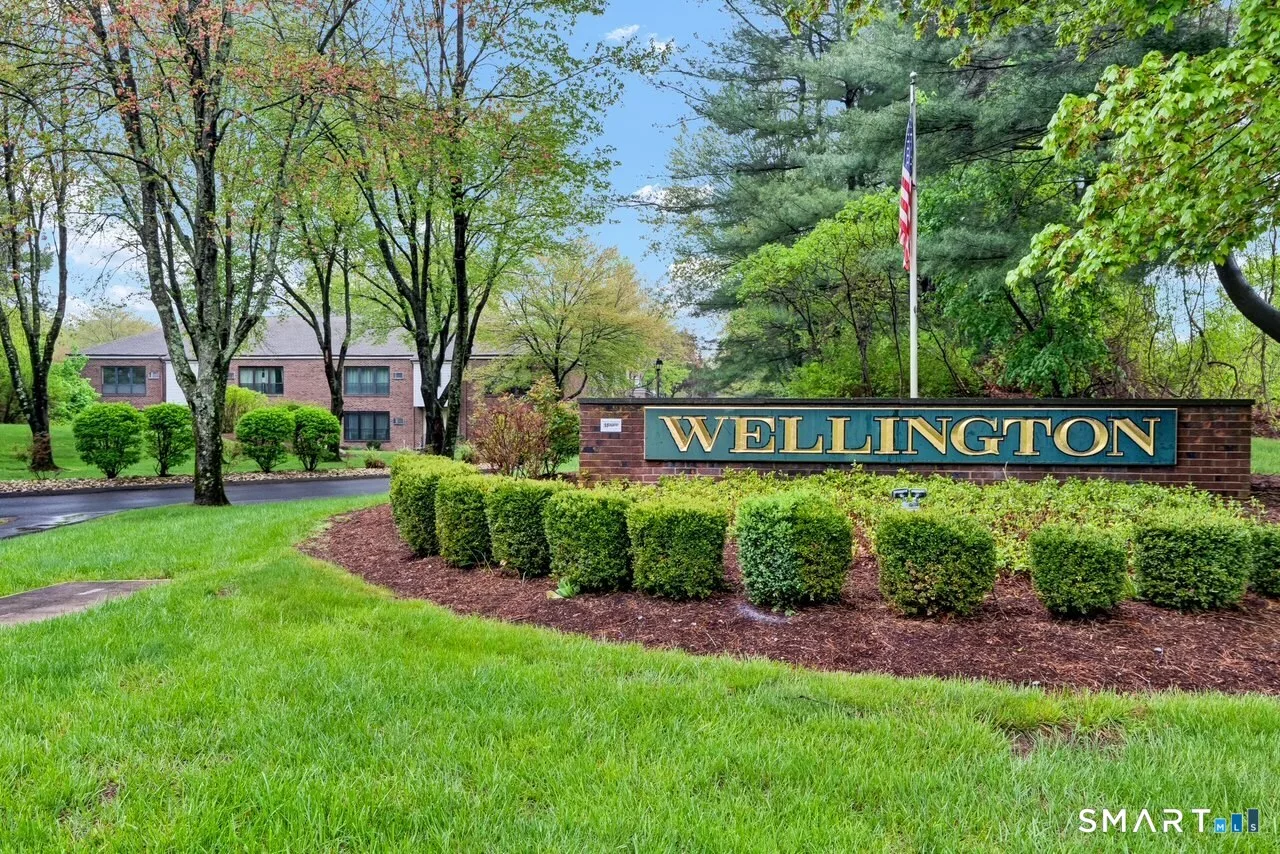 104 Wellington Drive #104, Farmington, CT