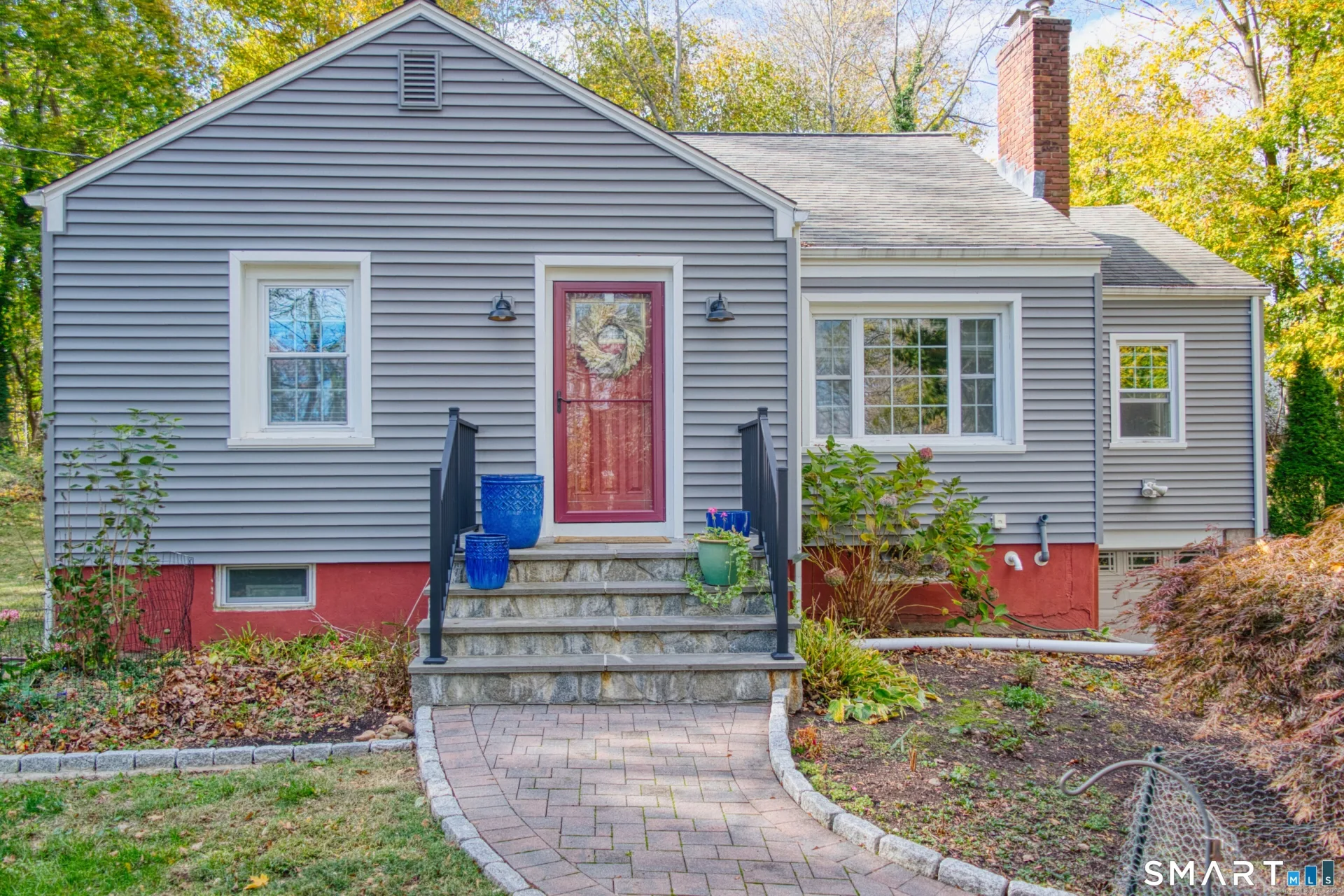 64 Evergreen Avenue, Hamden, CT