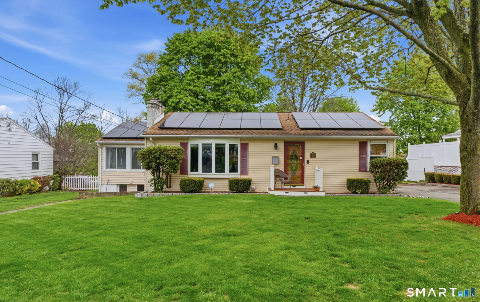 44 Skyline Drive, Waterbury, CT