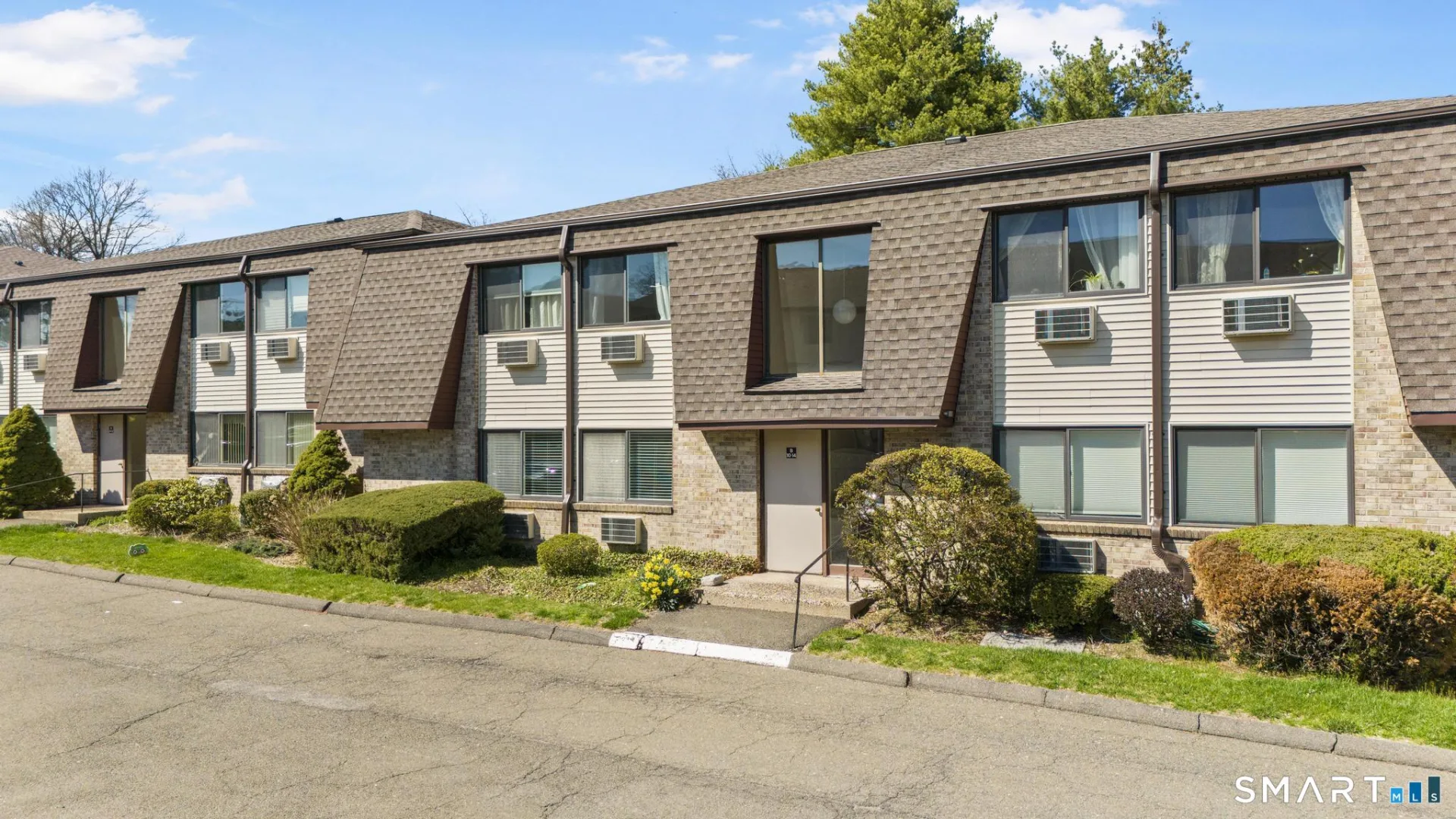 255 Strawberry Hill Avenue #B10, Stamford, CT