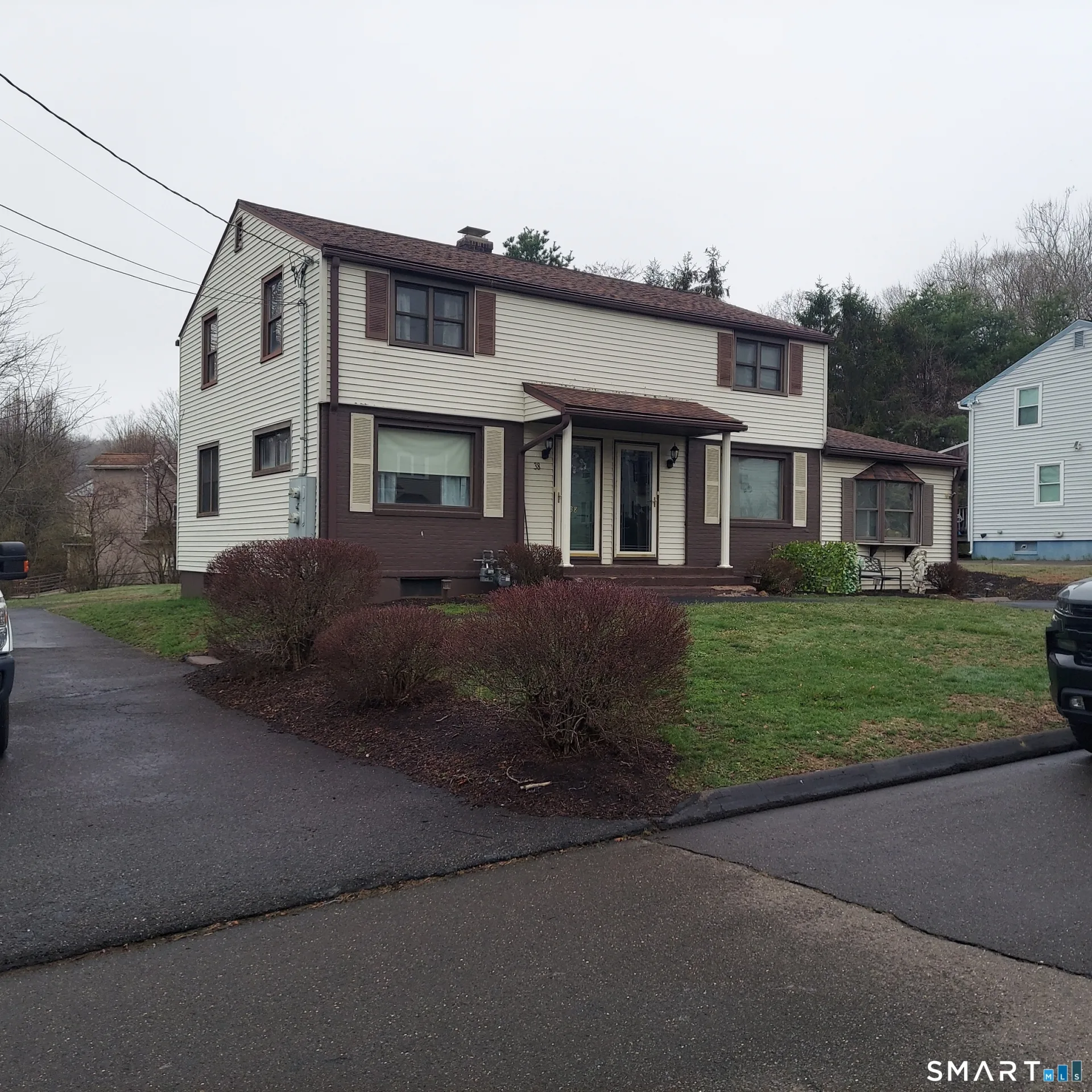 38-40 Lakeview Terrace, Derby, CT