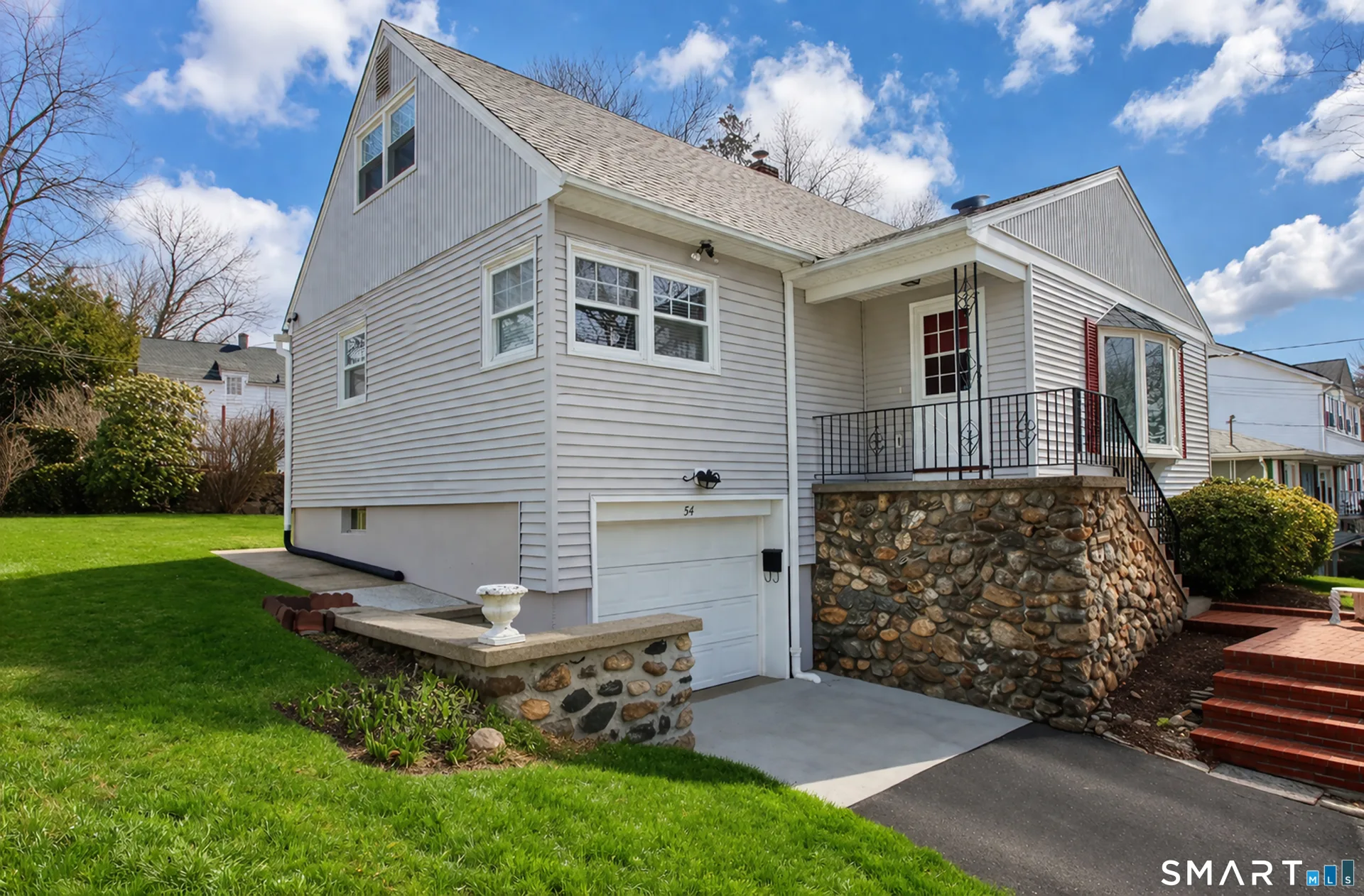 54 Woodstock Street, Waterbury, CT