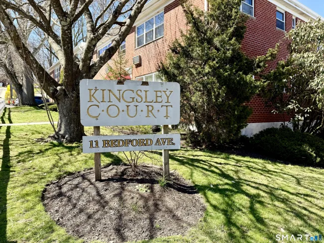 11 Bedford Avenue #M3