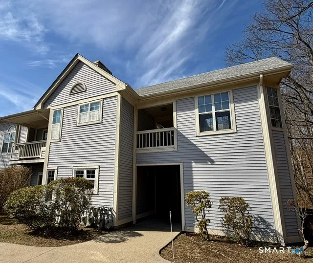 75 Redwood Drive #907