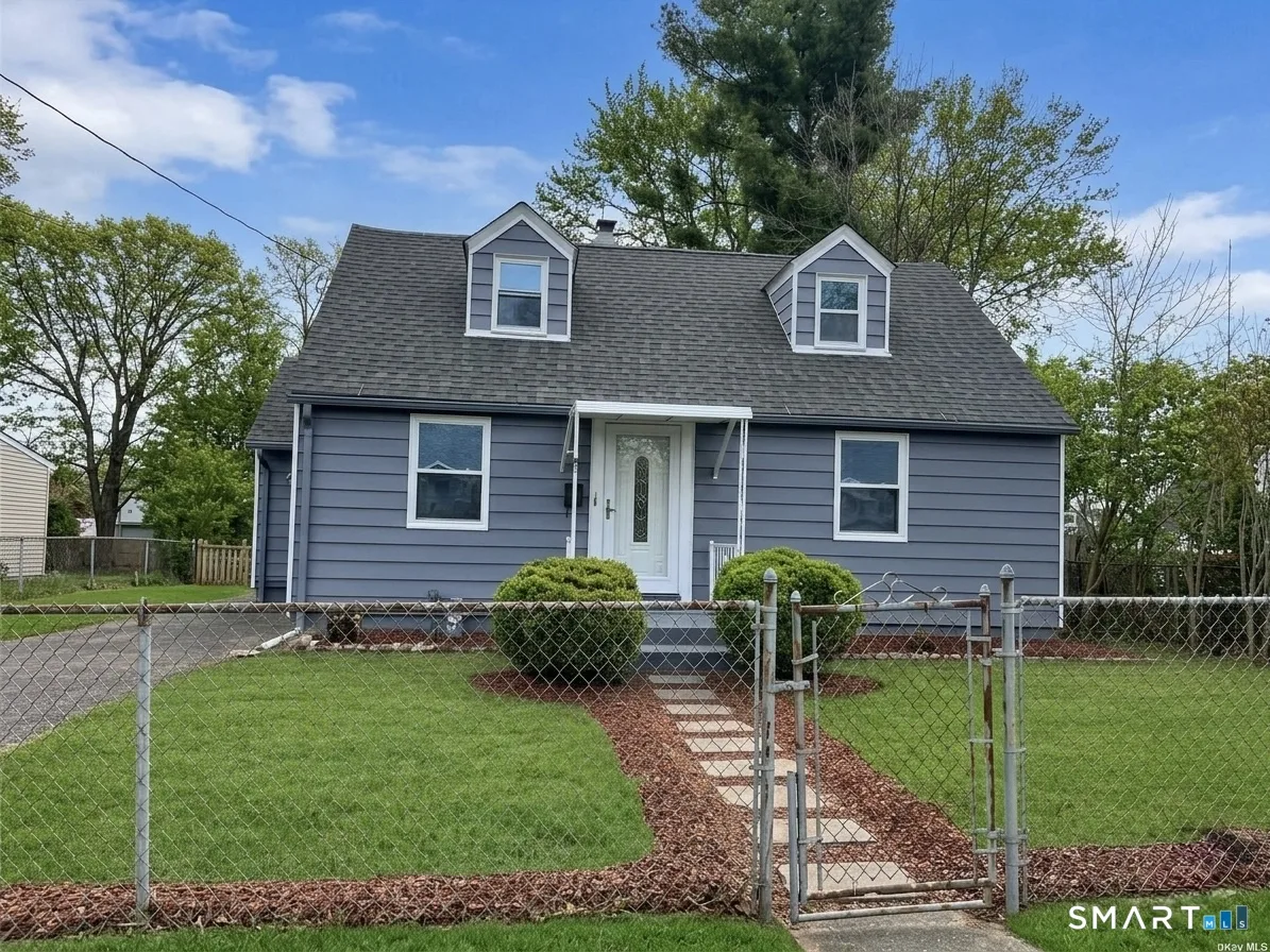 167 North Hoadley Street, Naugatuck, CT