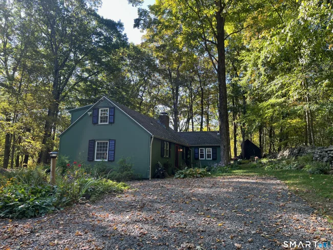 17 New Preston Hill Road