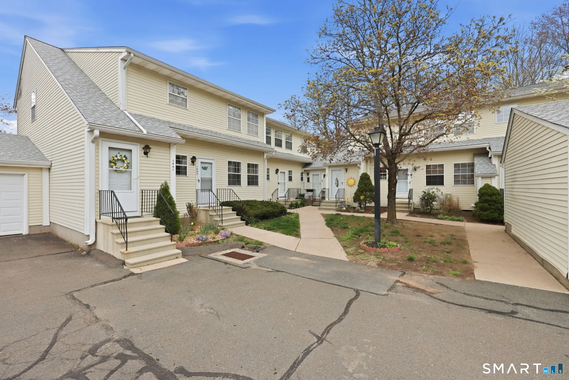 1402 Sunfield Drive #1402, South Windsor, CT
