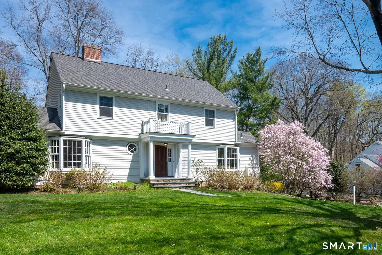 10 Queens Lane, Darien, CT