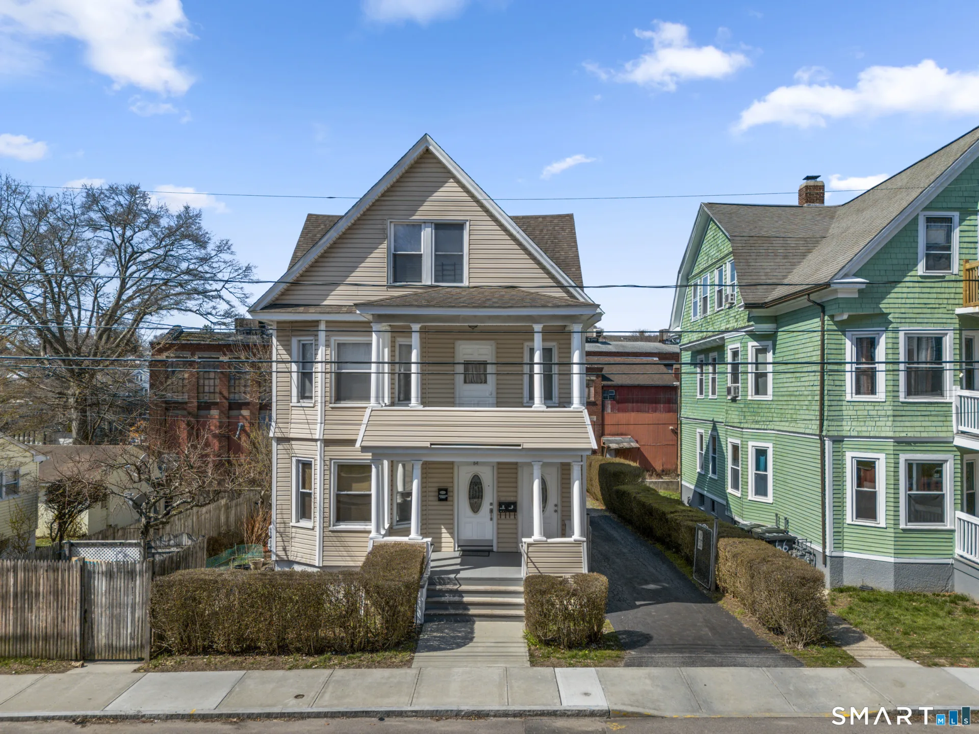 64 Connecticut Avenue, New London, CT