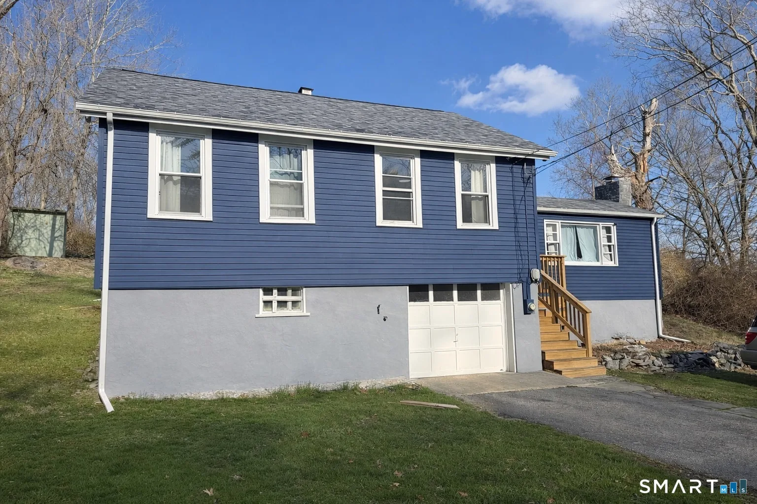 226 Pumpkin Hill Road, Groton, CT