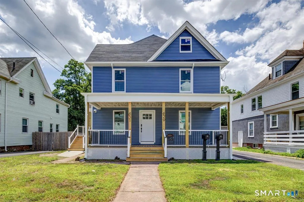 429 Burnside Avenue, East Hartford, CT
