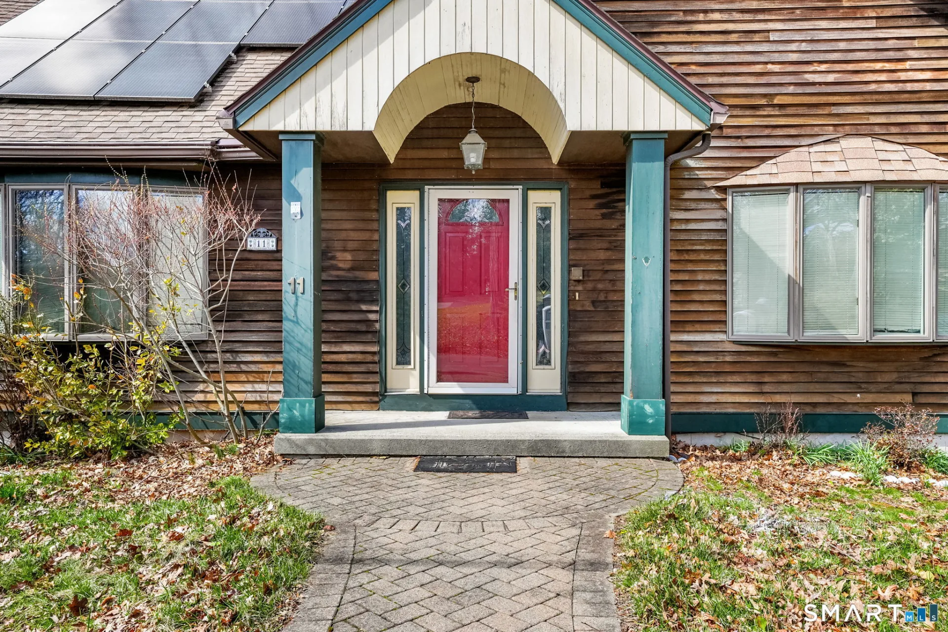 11 Circle Drive, Stratford, CT