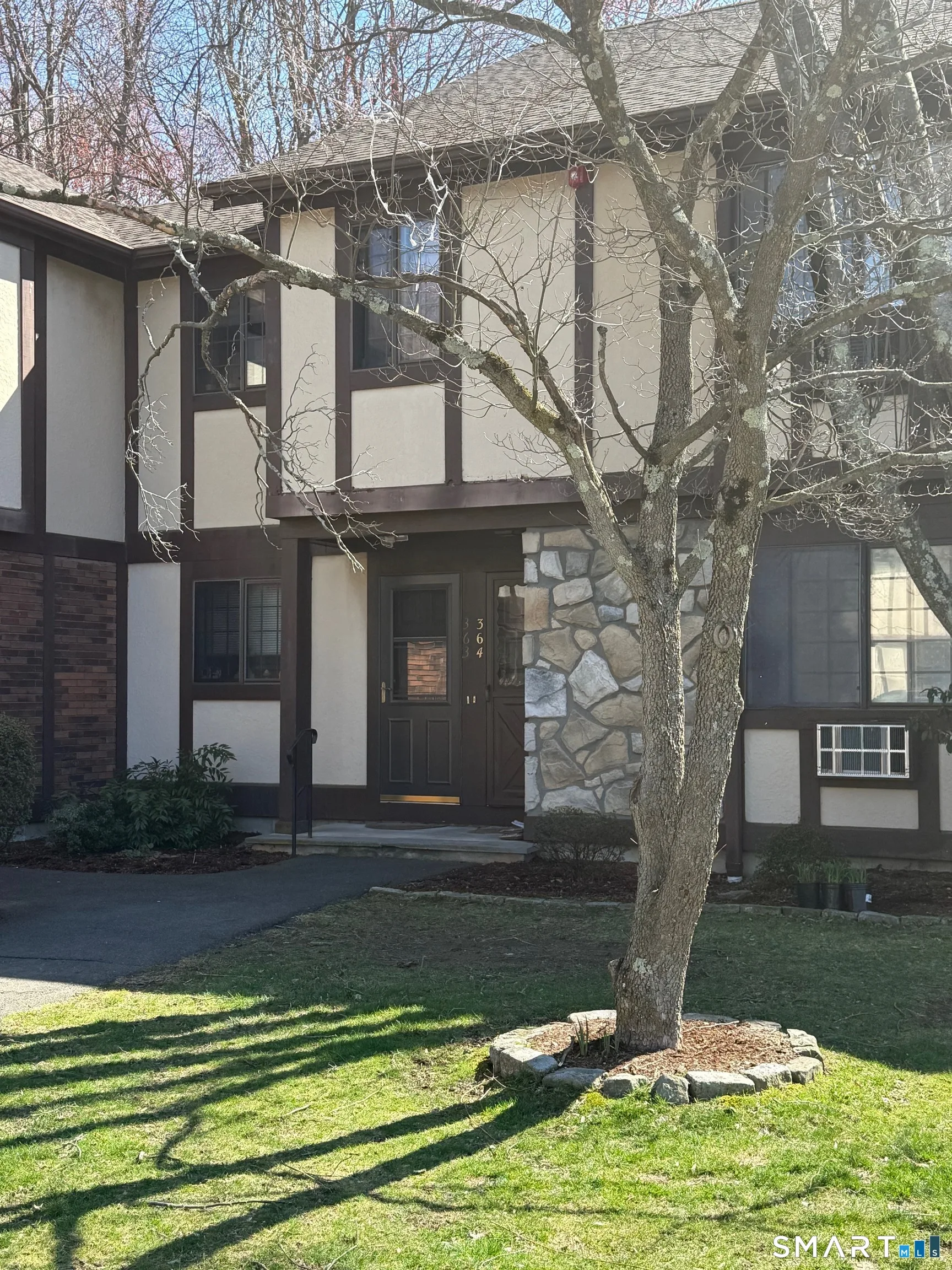 364 Foxwood Lane #364, Milford, CT