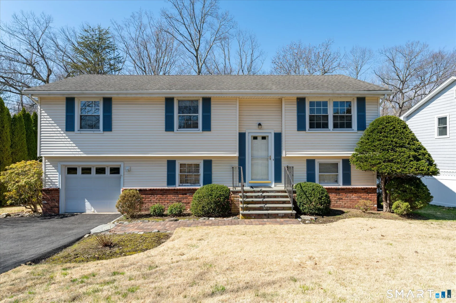 37 Elaine Drive, Stamford, CT