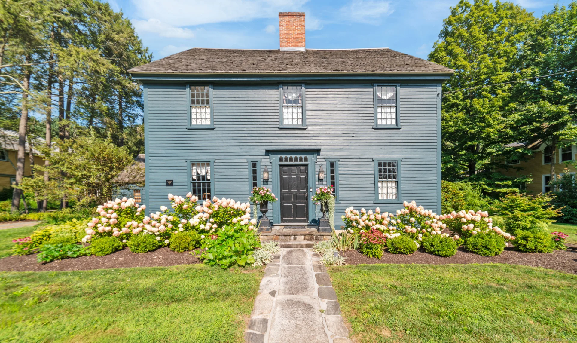 339 Main Street, Woodbury, CT