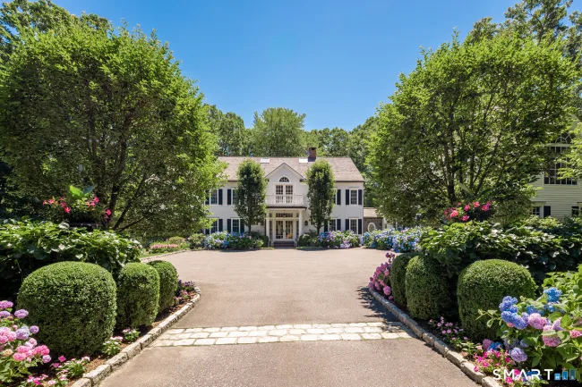 34 Laurel Lake