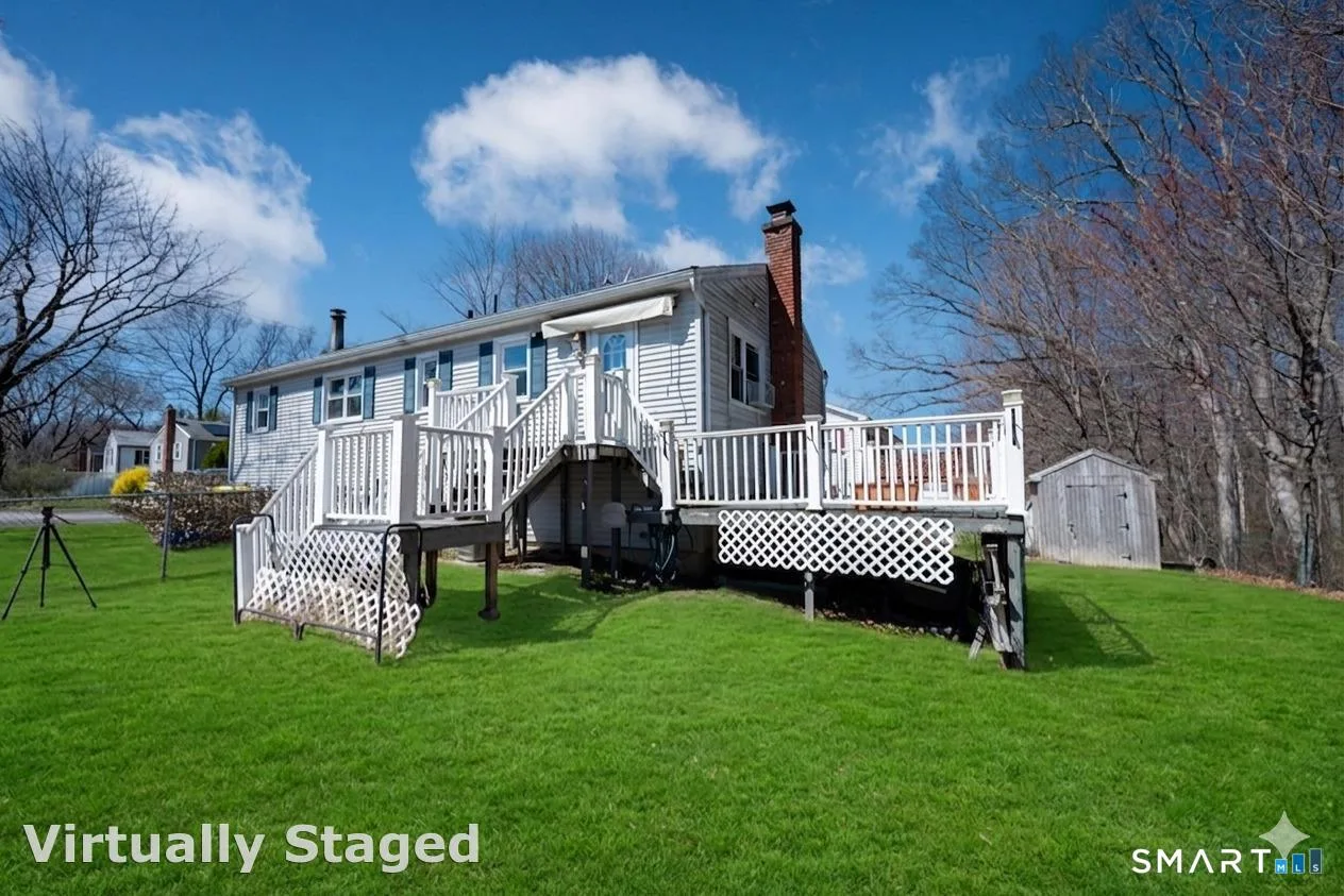 28 Madera Drive, Waterbury, CT