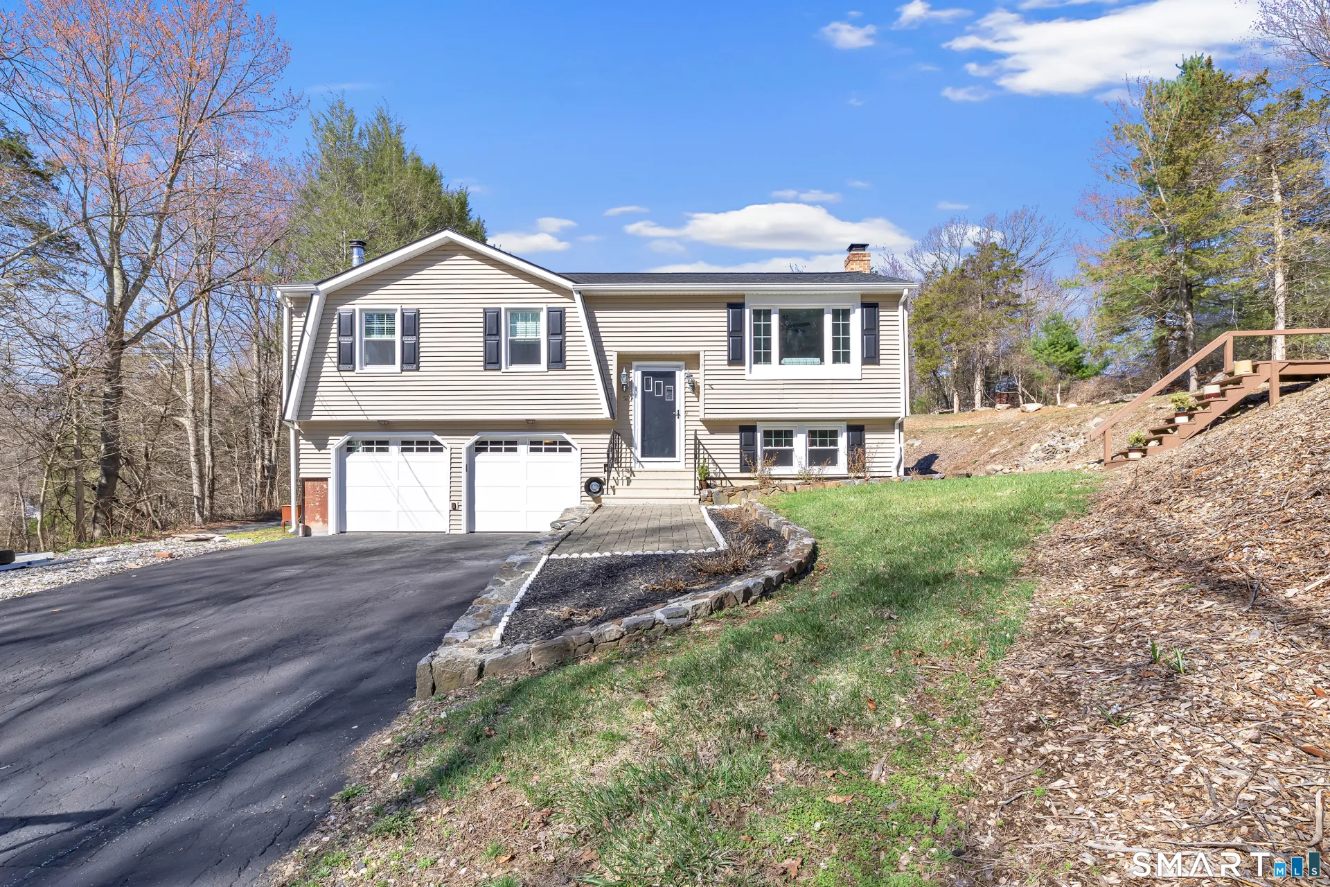 52 Cook Lane, Beacon Falls, CT