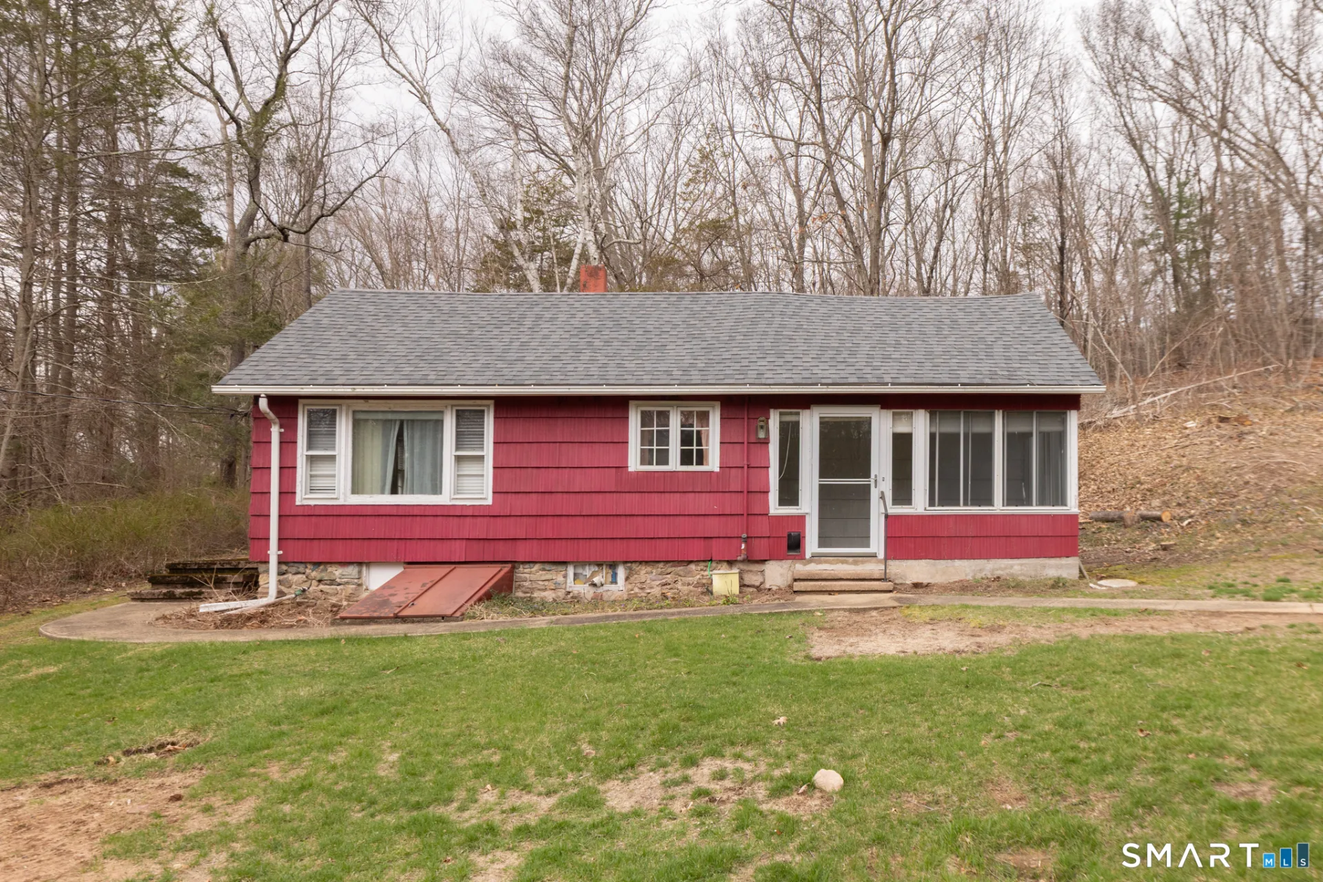 60 Chestnut Lane, Hamden, CT