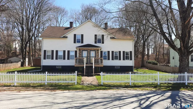 21-23 Community Avenue