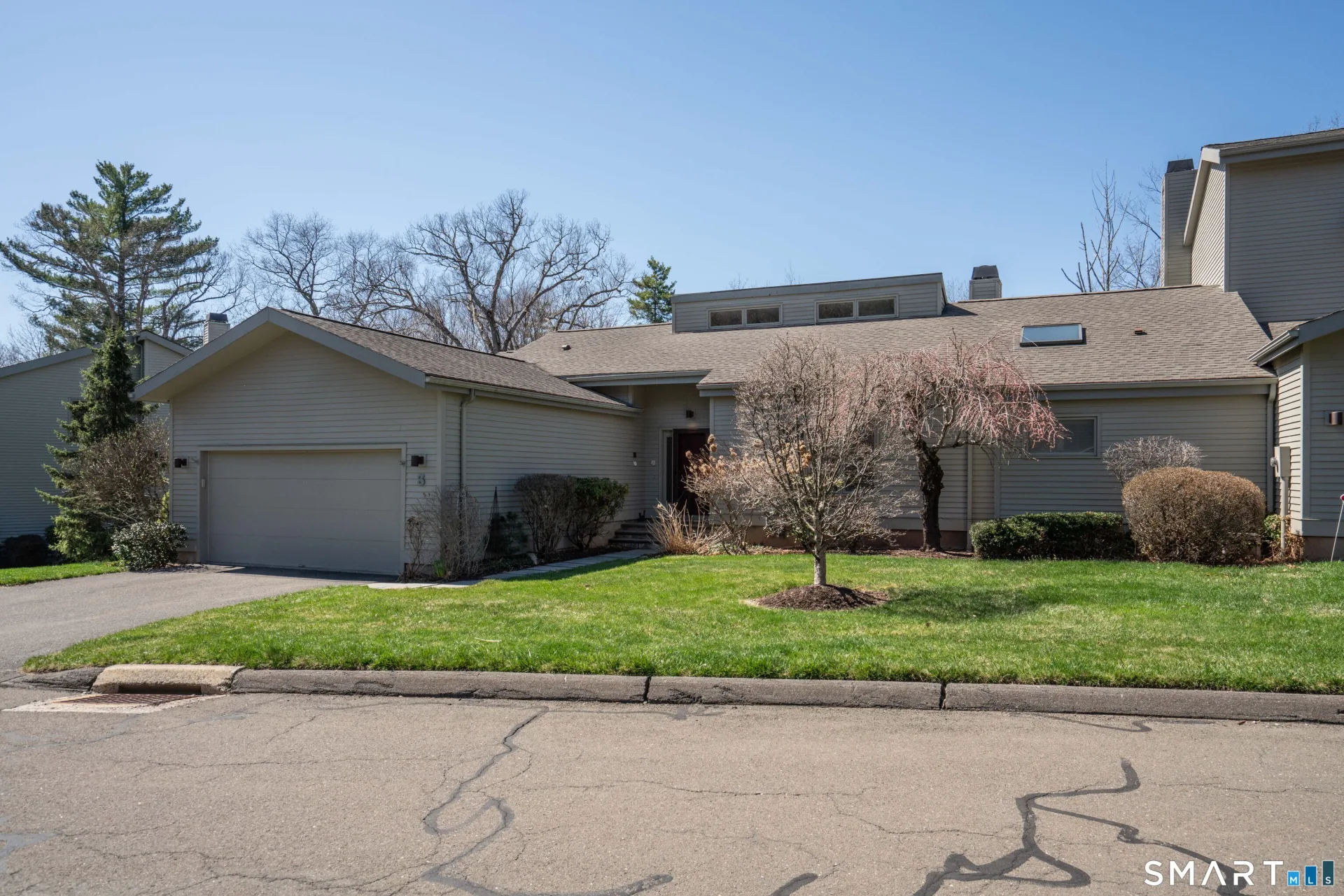 3 Shirecrest #3, Avon, CT