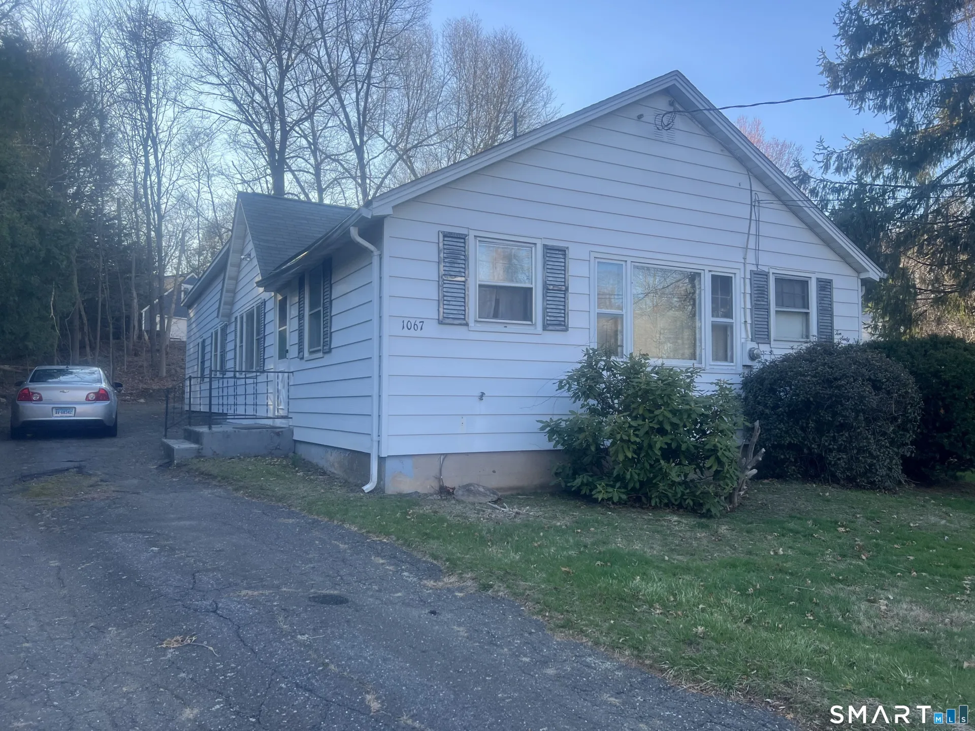 1067 Marion Avenue, Southington, CT