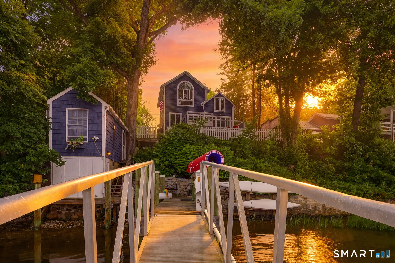 11 Stanton Street, Waterford, CT