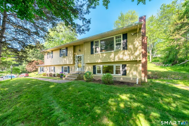 96 Lynn Drive, Meriden, CT