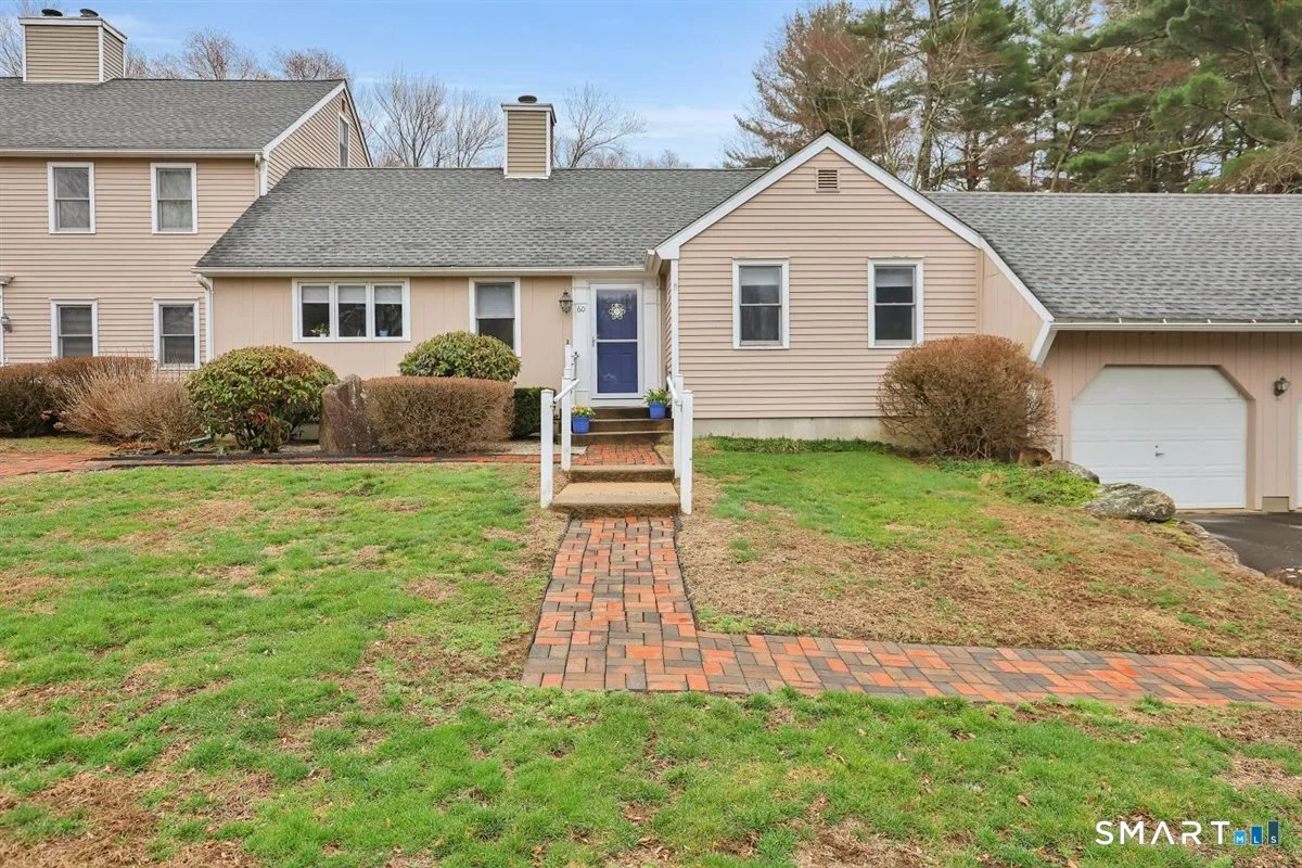 60 Independence Drive #60, Mansfield, CT
