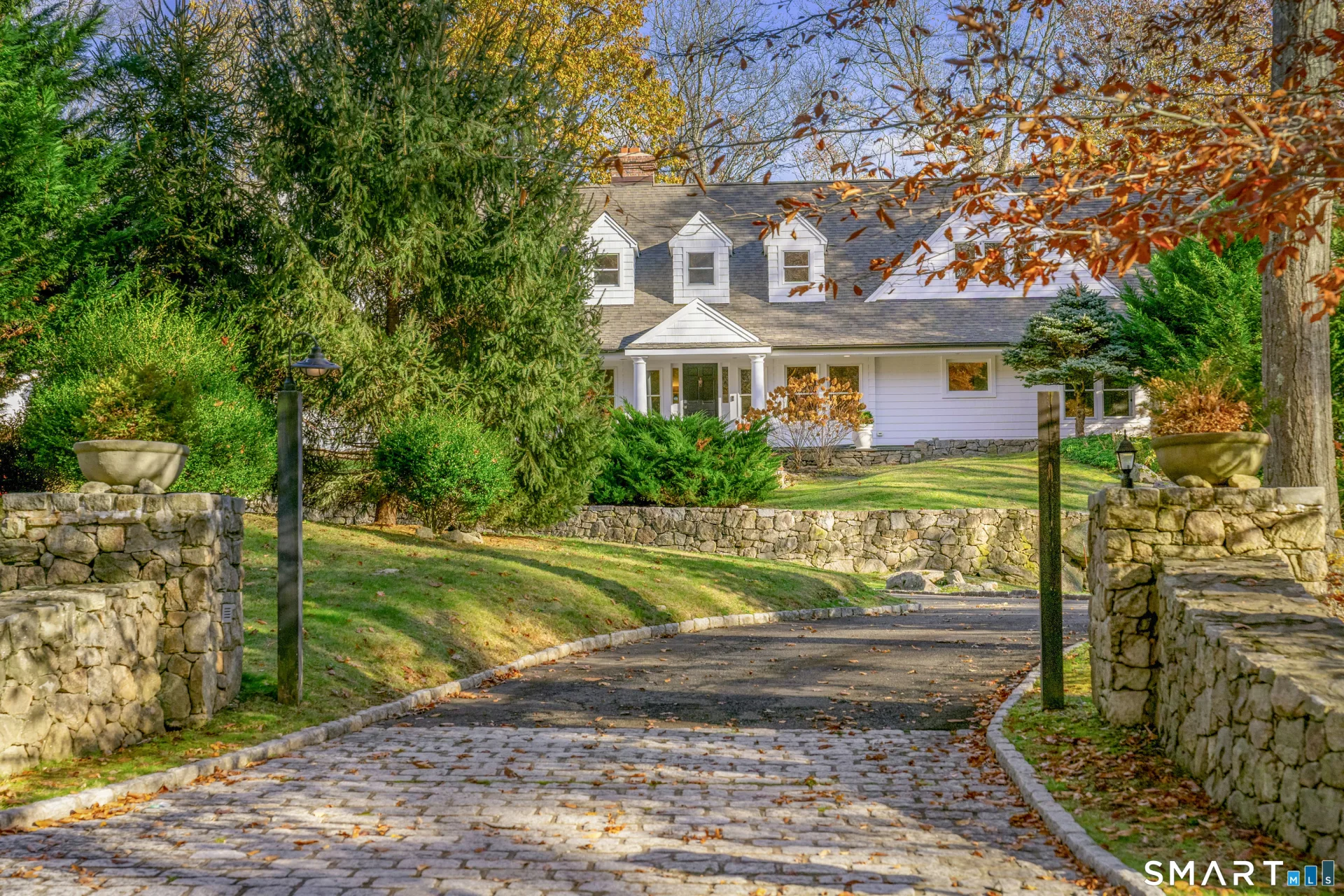 10 Woodhill Road, Wilton, CT