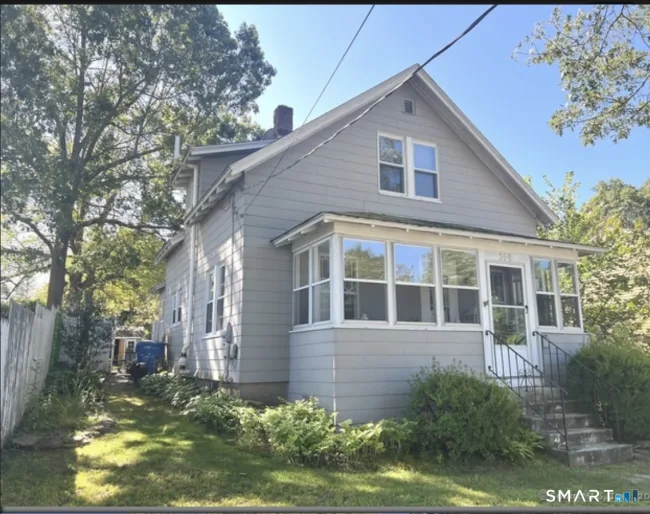 356 Middle Tpke East Turnpike