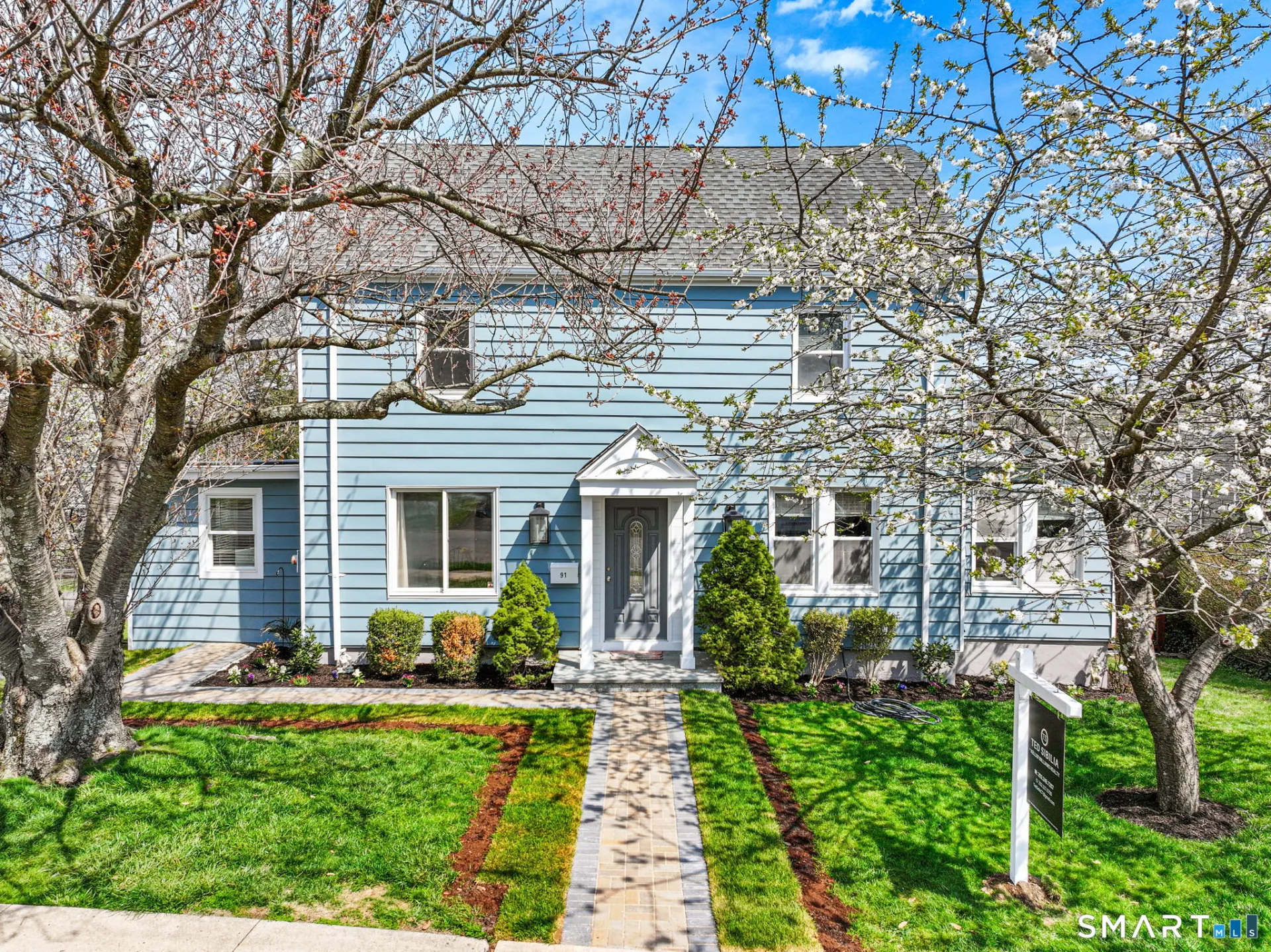 91 Clovelly Road, Stamford, CT