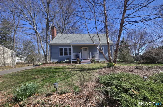 678 Buckingham Avenue