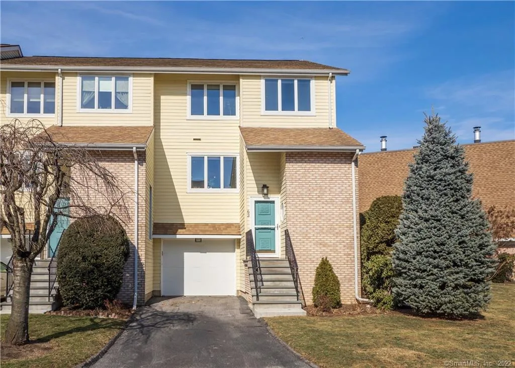 61 Seaview Avenue #63, Stamford, CT