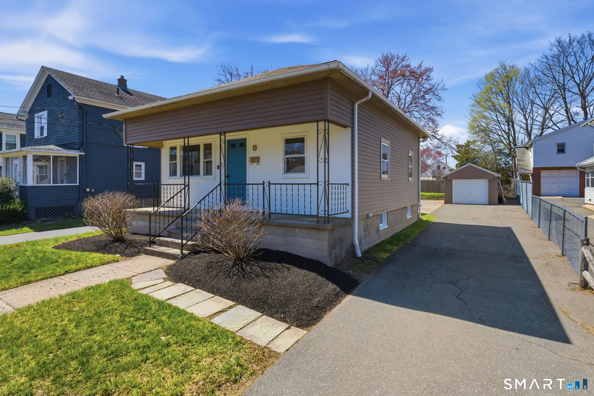 9 Woodland Street, Plainville, CT