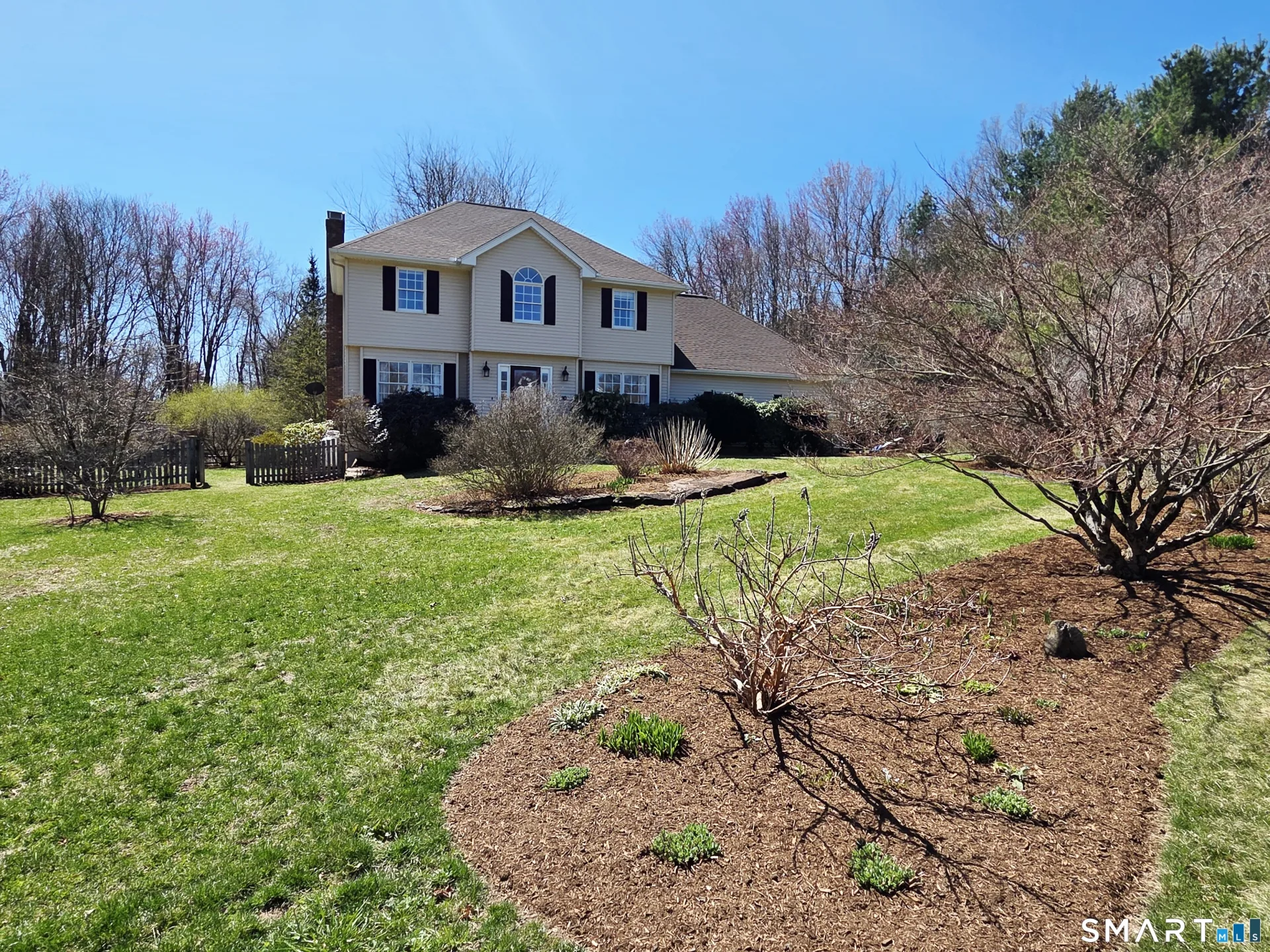 10 Eastfield Farms Drive, East Granby, CT