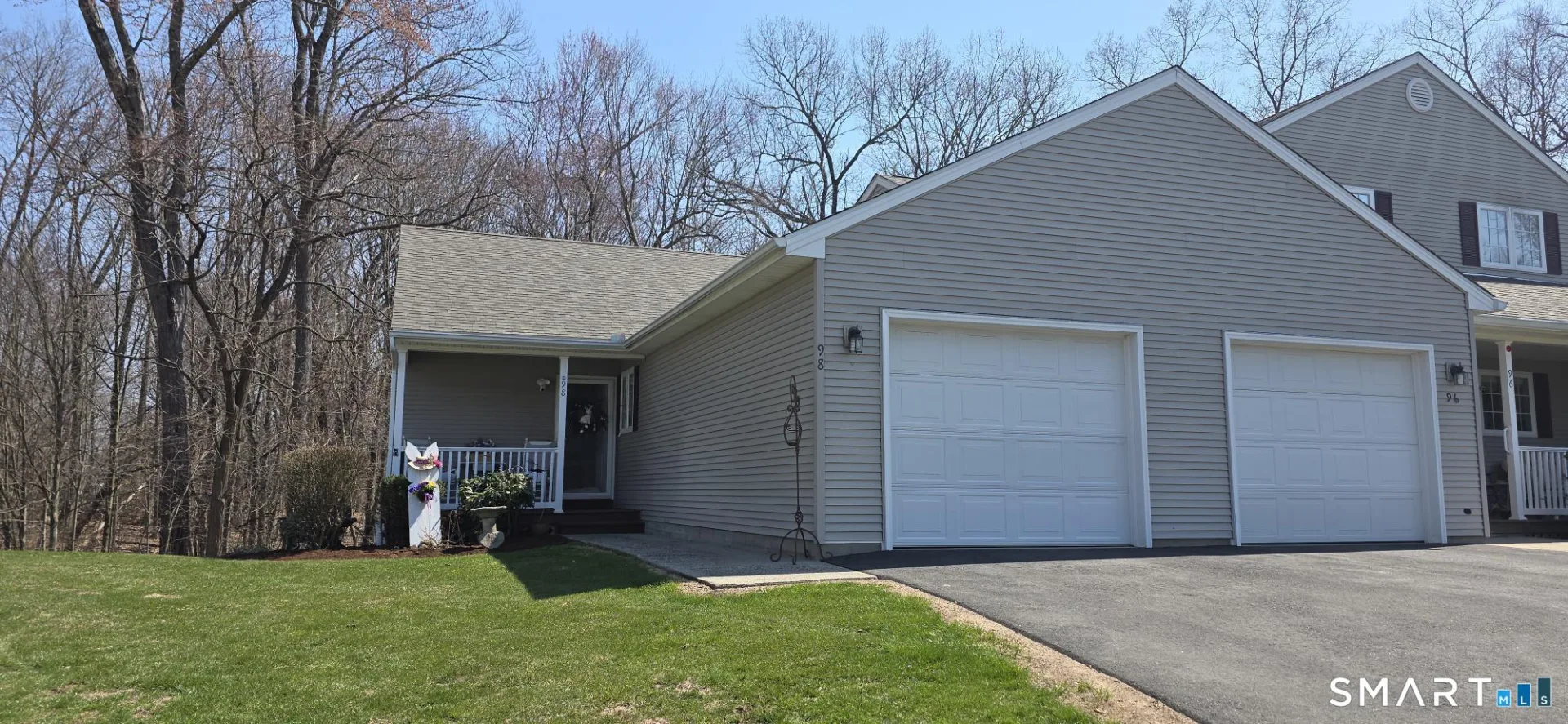 98 Dibble Hollow Lane #98, Windsor Locks, CT