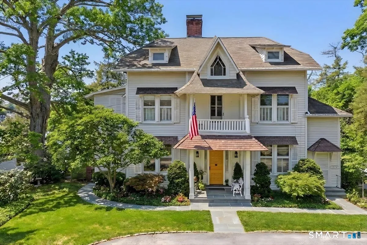 10 Scholes Lane, Essex, CT