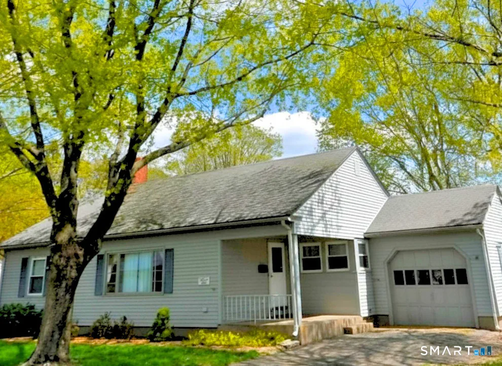 12 Longview Road, Enfield, CT